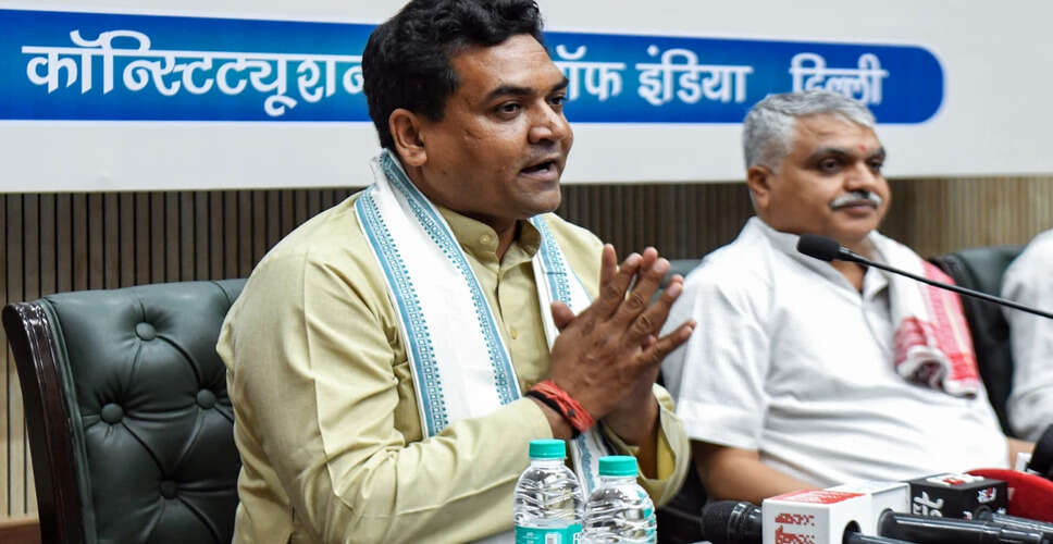 दिल्ली में कांवड़ यात्रा के दौरान मांस की दुकानों पर प्रतिबंध