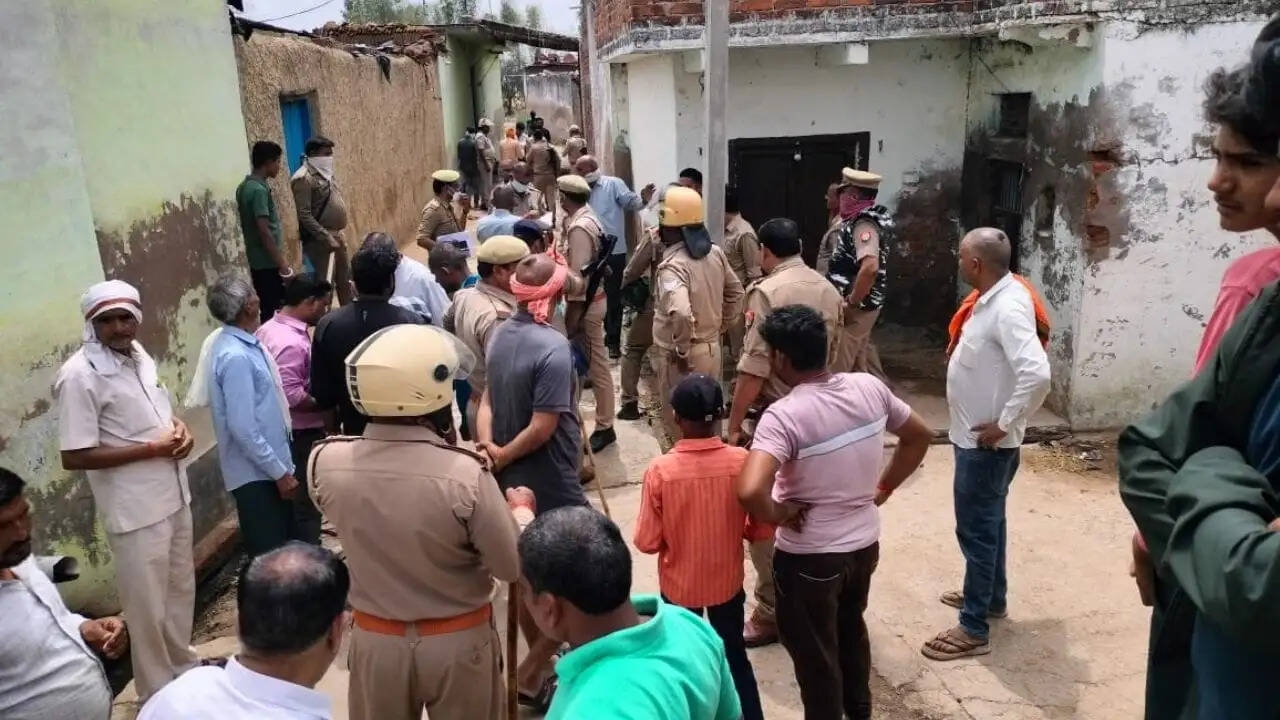 जालौन में खौफनाक हत्या: दोस्त ने किया हत्या, शव के टुकड़े कर दफनाया