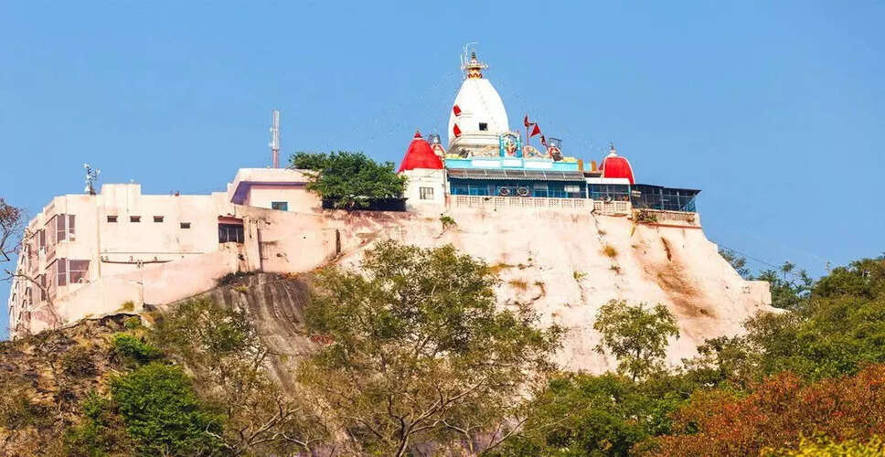हरिद्वार के मंदिर में भगदड़ से छह श्रद्धालुओं की मौत