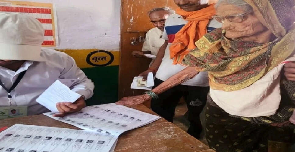 सुप्रीम कोर्ट में वोटर लिस्ट के विशेष पुनरीक्षण पर सुनवाई की तारीख तय