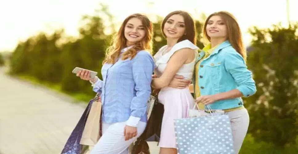 फरवरी में जन्मी लड़कियों की खासियतें: रोमांटिक और आकर्षक