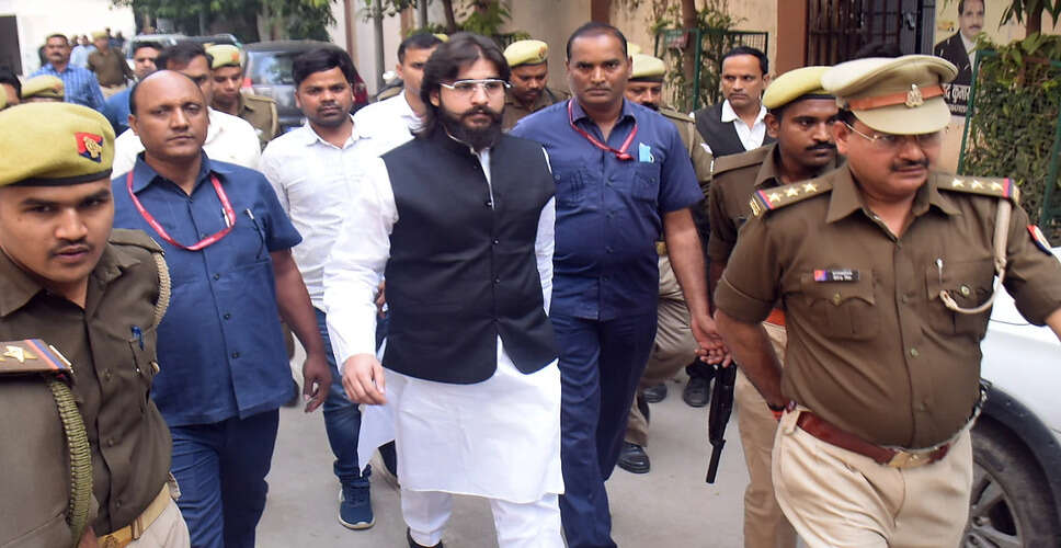 सुप्रीम कोर्ट ने अब्बास अंसारी को दी नियमित जमानत, शर्तों में दी गई ढील