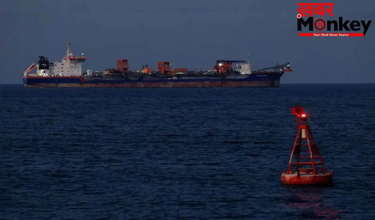 Hormuz Strait में तनाव बढ़ा, ट्रंप का नया सैन्य अभियान