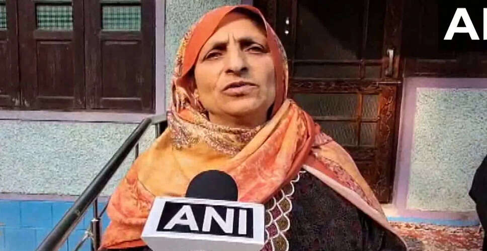 फरीदाबाद में आतंकवादी गतिविधियों के आरोप में गिरफ्तार डॉक्टर की माँ की अपील