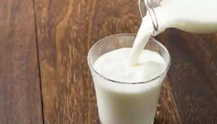 रसोई की ये चीजें कभी न करें उधार, वरना आएगी दरिद्रता