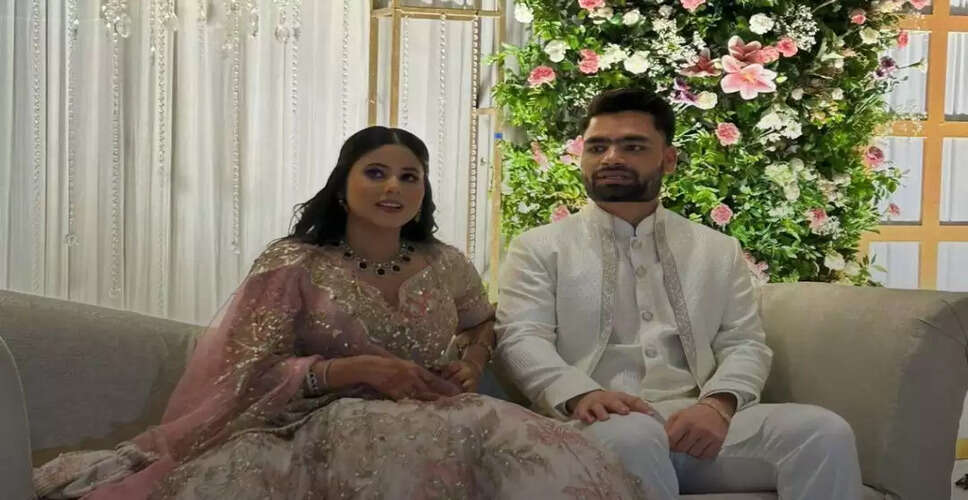 रिंकू सिंह और प्रिया सरोज की सगाई लखनऊ में हुई