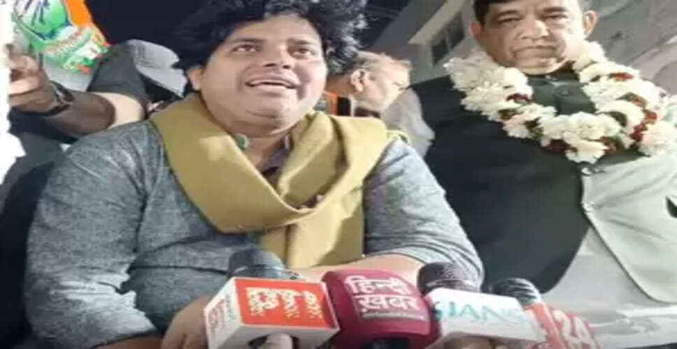 इमरान प्रतापगढ़ी का 'आप' सरकार पर तंज, कहा- 'केजरीवाल को चुल्लू भर पानी लेकर अपना चेहरा देखना चाहिए'
