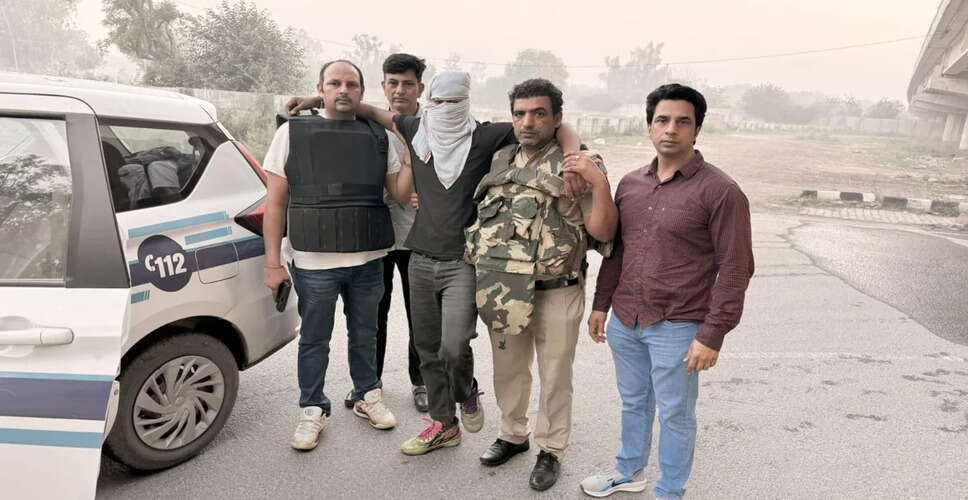 दिल्ली में पुलिस और गैंग के बीच मुठभेड़, दो अपराधी गिरफ्तार
