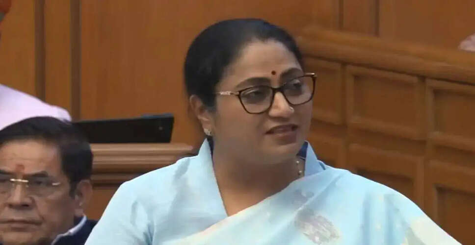 दिल्ली सरकार का 1.03 लाख करोड़ का बजट: बुनियादी ढांचे में सुधार और कल्याणकारी योजनाएं