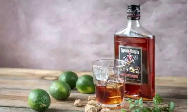 रम के स्वास्थ्य लाभ: जानें कैसे यह बीमारियों से बचाती है