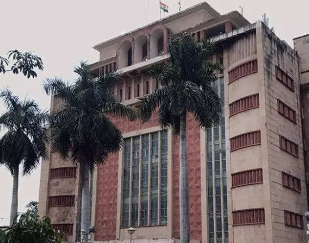 दिल्ली की ओर बढ़ते आईएएस अधिकारी: मध्य प्रदेश से डेढ़ दर्जन का पलायन