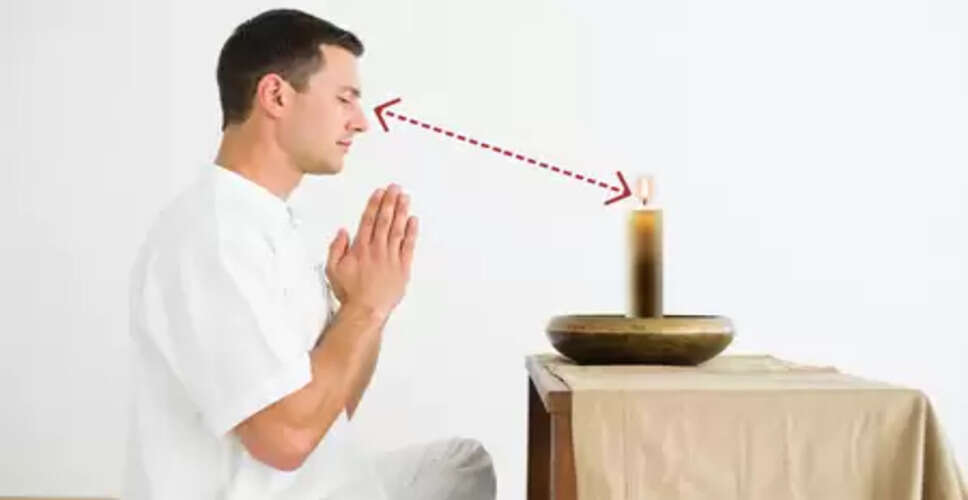 बस 5 से 10 मिनट...आंखों की रोशनी बढ़ाने में मददगार हैं ये योगासन और प्राणायाम