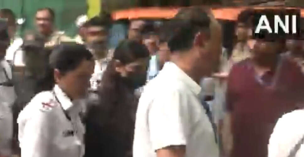 सोशल मीडिया प्रभावशाली शर्मिष्ठा पनोली की गिरफ्तारी के बाद शिकायतकर्ता लापता