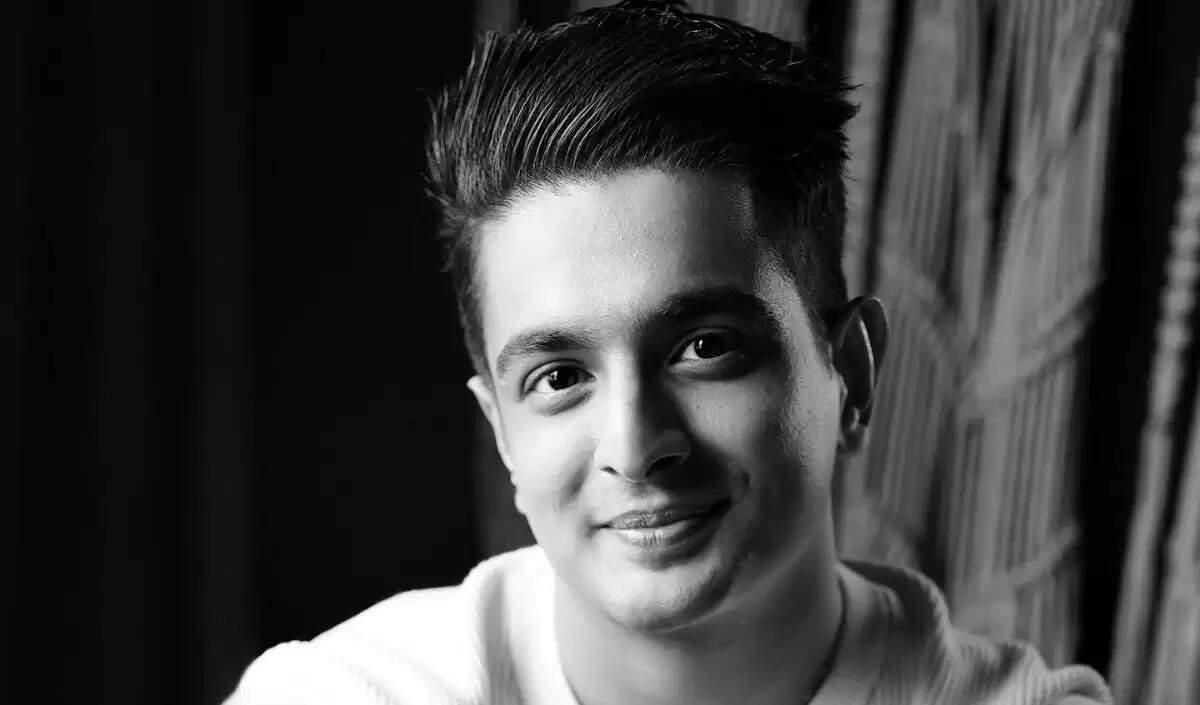 रणवीर अल्लाहबादिया की विवादास्पद टिप्पणियों ने सोशल मीडिया पर मचाई हलचल