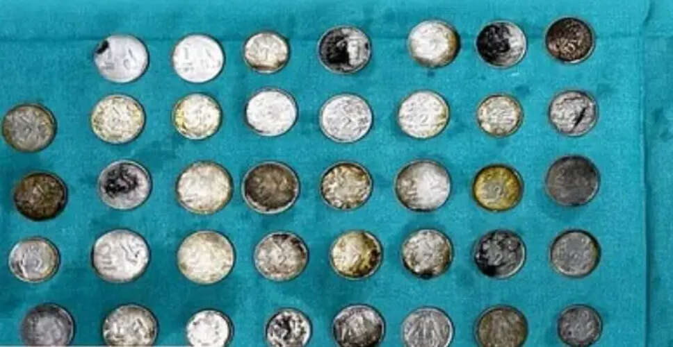 दिल्ली में युवक ने निगले 39 सिक्के और 37 चुंबक, सर्जरी से निकाले गए