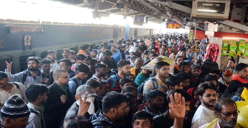 संबलपुर रेलवे स्टेशन के पास ट्रेन डिब्बा पटरी से उतरा, कोई हताहत नहीं