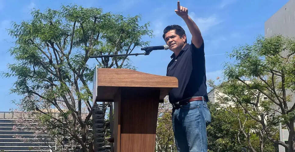 जिमी गोमेज़ ने कैलिफोर्निया गवर्नर अभियान से इस्तीफा दिया