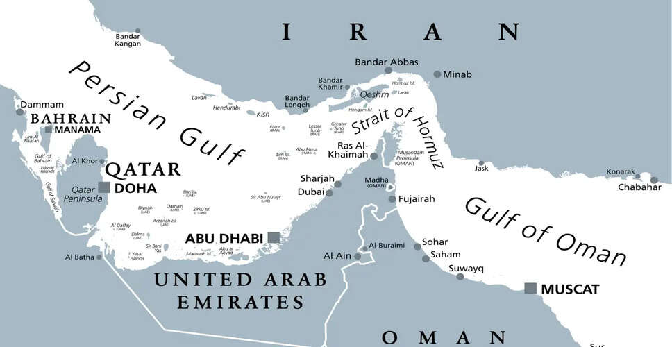 ईरान ने होर्मुज जलडमरूमध्य में सुरक्षित मार्ग की अनुमति दी