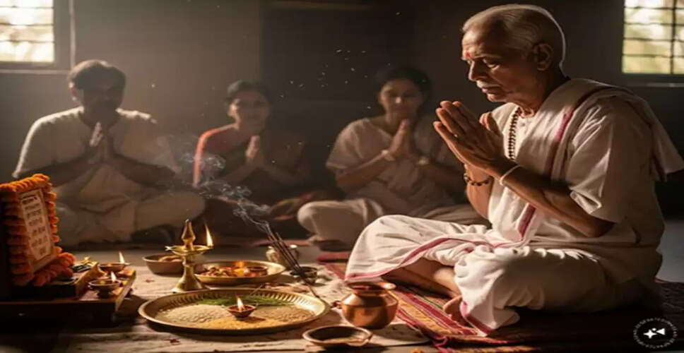 पितृ पक्ष में कलावा क्यों नहीं बांधना चाहिए?