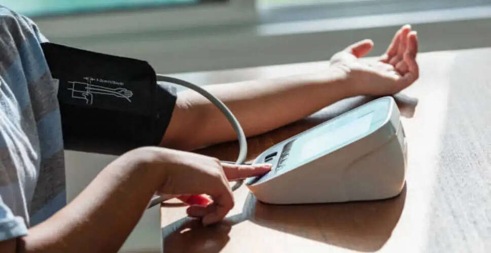 घर पर रक्तचाप की निगरानी से हृदय स्वास्थ्य में सुधार