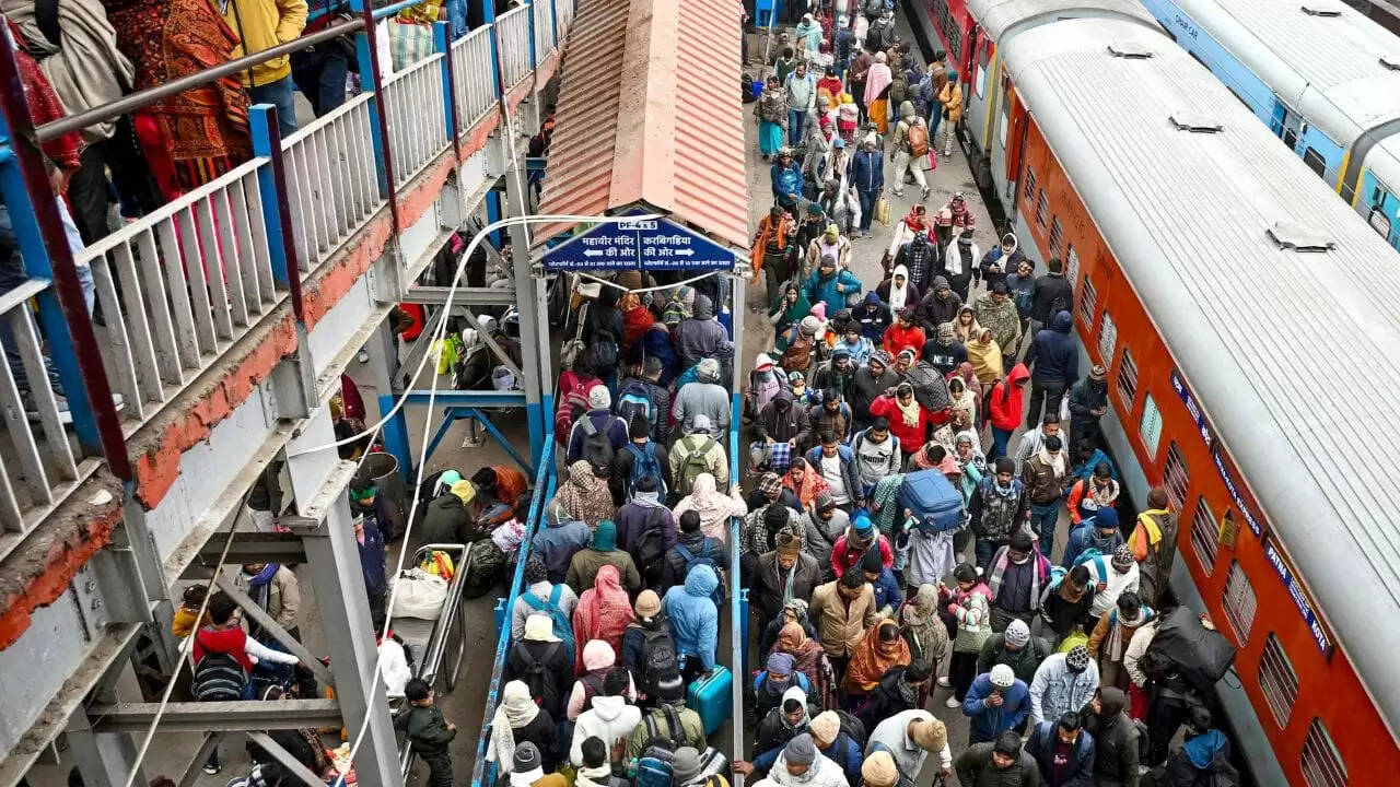 आज की प्रमुख खबरें: अमित शाह की प्रेस कॉन्फ्रेंस और राष्ट्रपति का झारखंड दौरा