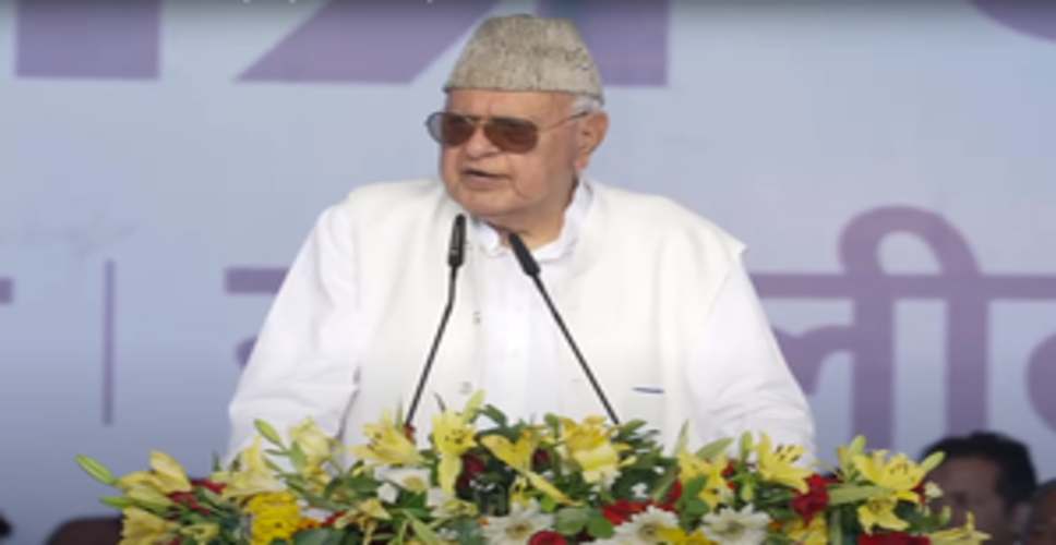 फारूक अब्दुल्ला ने पीएम मोदी को लेकर की विवादित टिप्पणी
