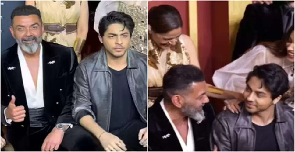 आर्यन खान का निर्देशन में पहला कदम: "द बैडिज़ ऑफ़ बॉलीवुड" की विशेष स्क्रीनिंग