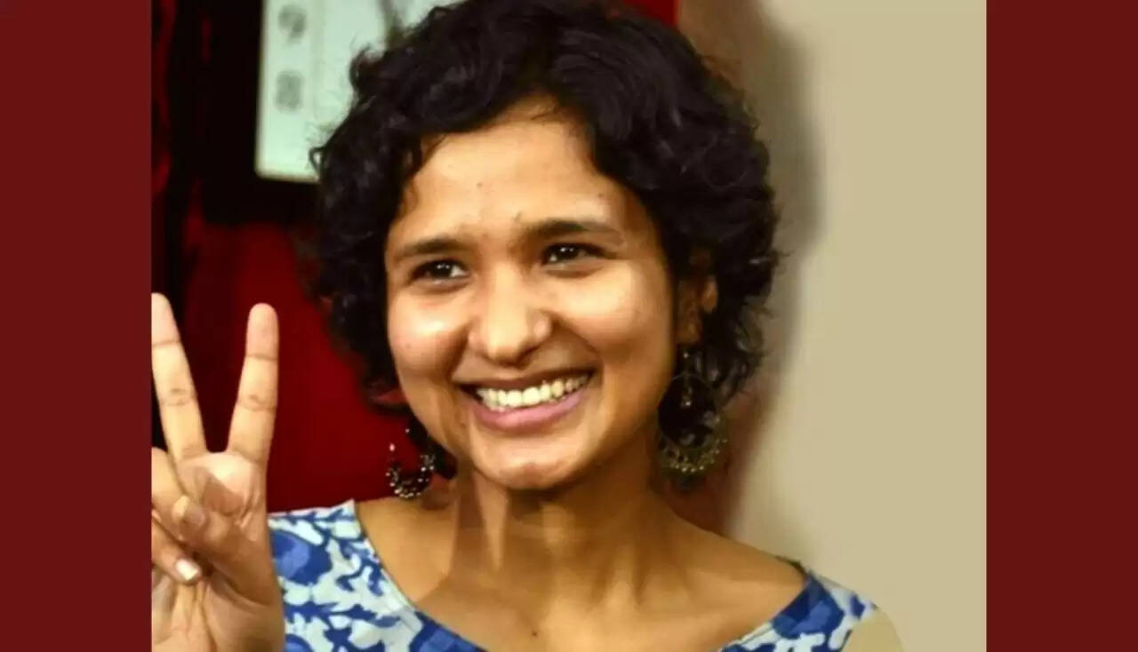 यूपीएससी टॉपर श्रुति शर्मा ने साझा किए इंटरव्यू के अनुभव