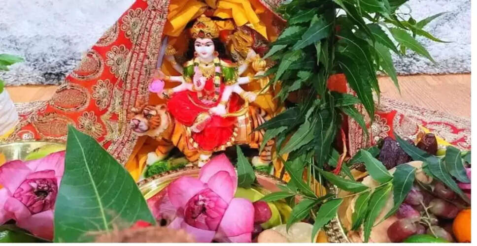 पितृ पक्ष के बाद नवरात्रि: विशेष वस्तुओं का महत्व