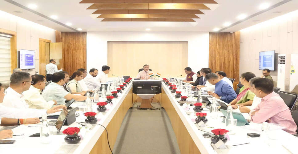 असम सरकार ने नए आधार कार्ड जारी करने पर रोक लगाई