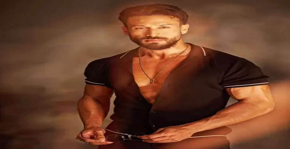 टाइगर श्रॉफ ने लगाई शानदार बैकफ्लिप, पूछा- 'चक्कर आया...'