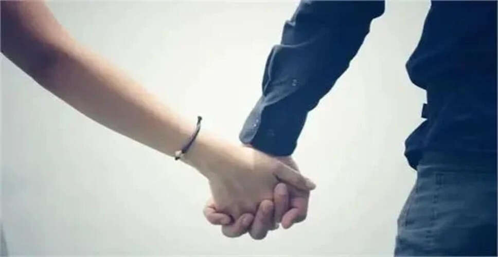महिला प्रेमी के साथ भागने के बाद बच्चों के साथ लौटी, पति ने उठाए सवाल