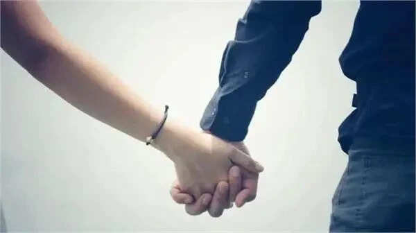 महिला प्रेमी के साथ भागने के बाद बच्चों के साथ लौटी, पति ने उठाए सवाल