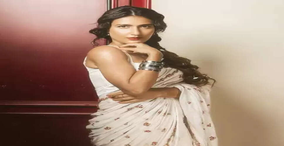 'पापा की परी' बनीं फातिमा सना शेख, शेयर की तस्वीरें