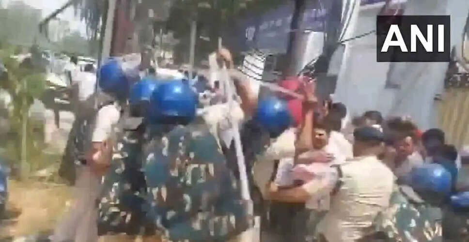 पटना में बीपीएससी उम्मीदवारों का विरोध, पुलिस ने किया लाठीचार्ज