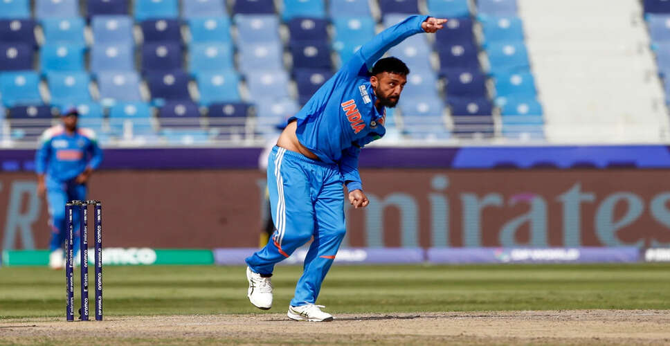 वरुण चक्रवर्ती ने ICC टी20 गेंदबाज रैंकिंग में शीर्ष स्थान पर अपनी पकड़ मजबूत की