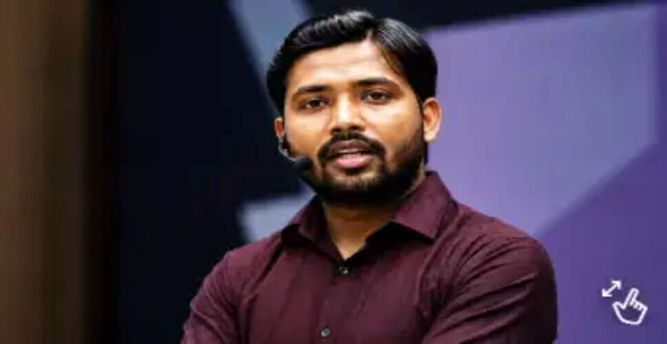 खान सर को फायरिंग मामले में मिली राहत, गिरफ्तारी पर लगी रोक