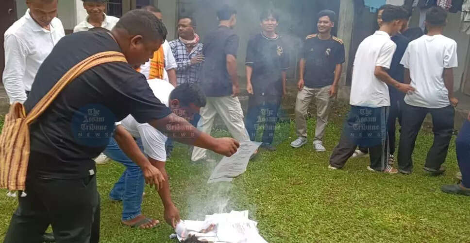 सादिया जनजातीय संघ का विरोध प्रदर्शन, सरकार के निर्णय पर जताया आक्रोश