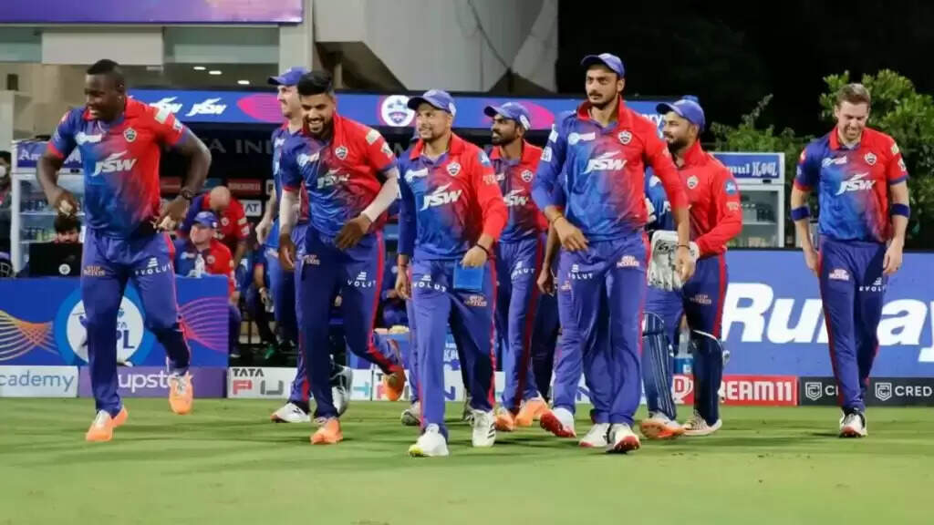 IPL 2025: DC vs LSG मैच के लिए प्लेइंग इलेवन की घोषणा, केएल राहुल और मयंक यादव बाहर