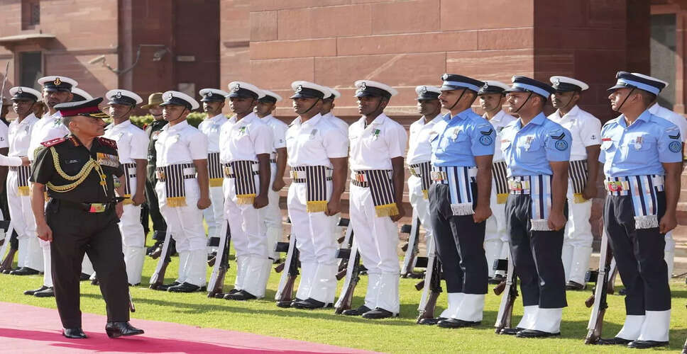 जनरल अनिल चौहान का CDS के रूप में कार्यकाल समाप्त, नई जिम्मेदारी के लिए तैयार