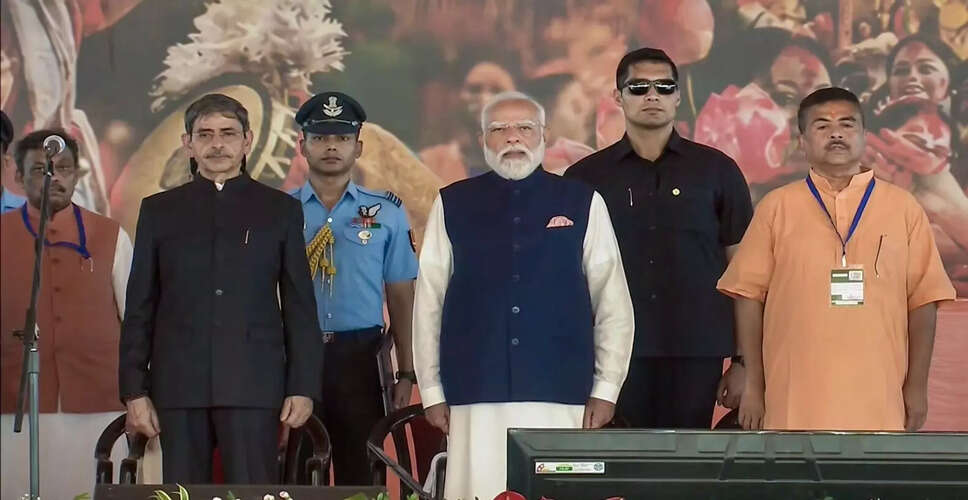 सुवेंदु अधिकारी ने पश्चिम बंगाल के पहले भाजपा मुख्यमंत्री के रूप में शपथ ली