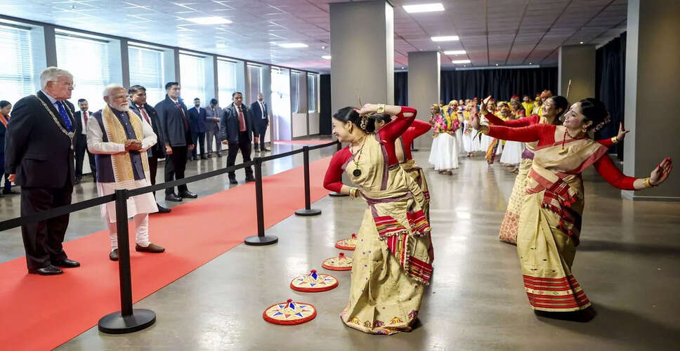 प्रधानमंत्री मोदी ने नीदरलैंड में भारतीय समुदाय को संबोधित किया