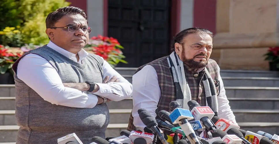 गाजियाबाद में किशोर की हत्या के बाद मुठभेड़ पर राजनीतिक विवाद