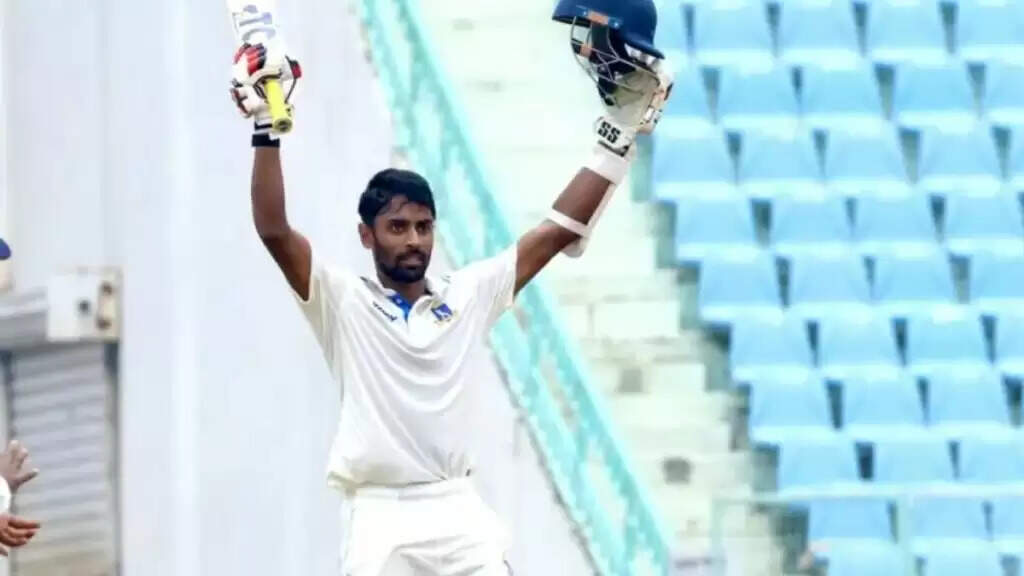 इंग्लैंड दौरे पर भी टेस्ट डेब्यू का इंतजार कर रहा खिलाड़ी