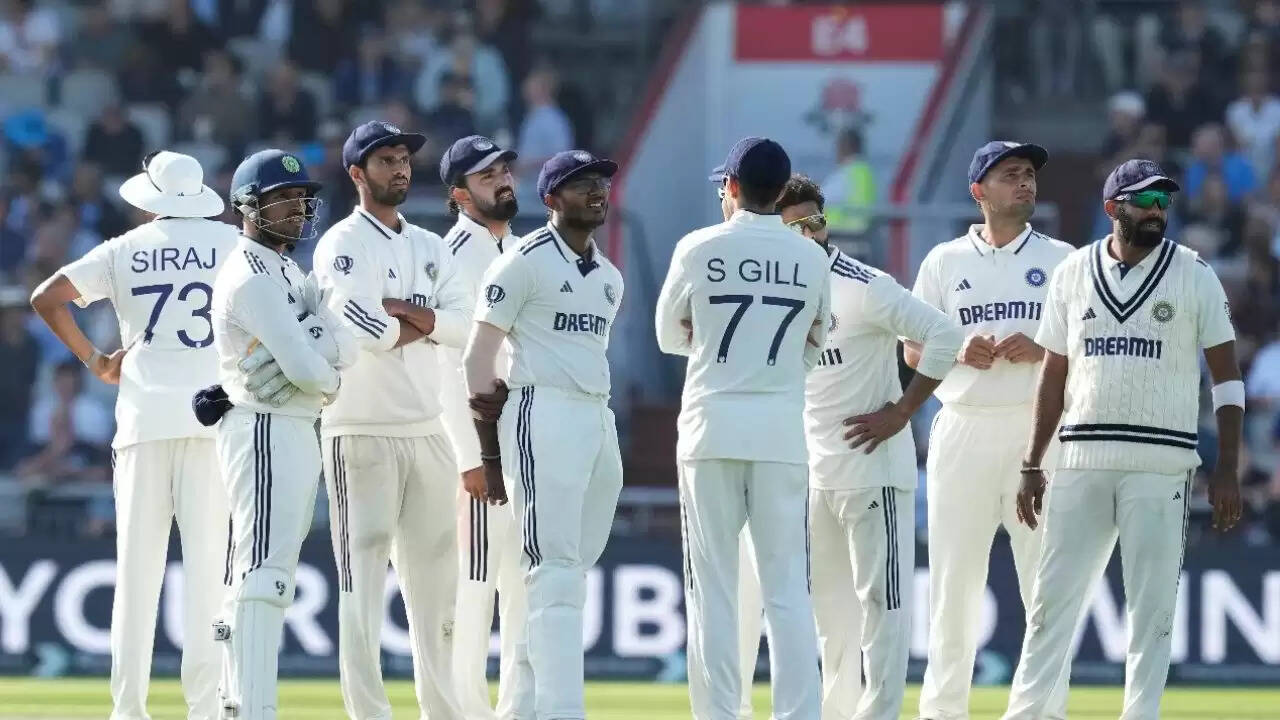 भारत की टेस्ट टीम में दो खिलाड़ियों का संकट, क्या होगा भविष्य?