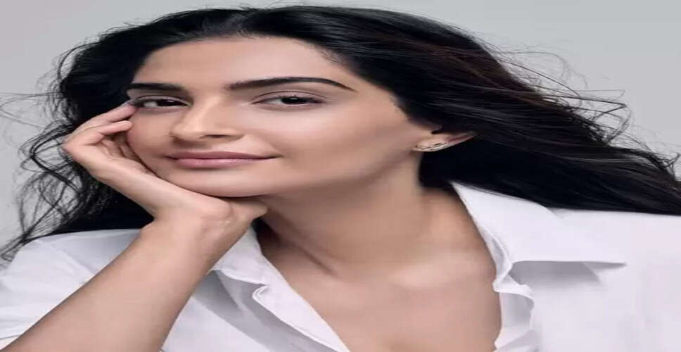 'आइशा' के 15 साल पूरे, सोनम कपूर ने बताया क्यों यह फिल्म है उनके लिए खास