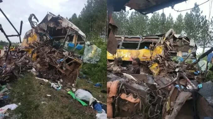 युगांडा में भीषण सड़क दुर्घटना में 63 लोगों की जान गई