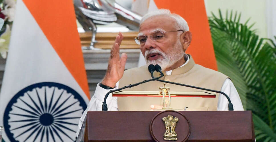 प्रधानमंत्री मोदी ने आपातकाल की याद दिलाते हुए लोकतंत्र की रक्षा का आह्वान किया