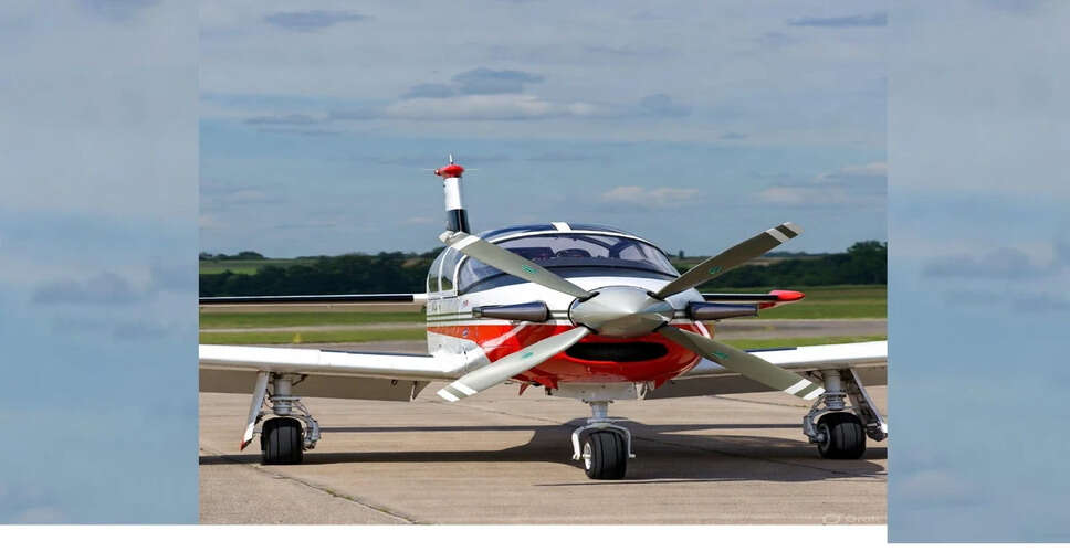 आईएएफ का पिलाटस पीसी-7 विमान चेन्नई में दुर्घटनाग्रस्त, पायलट सुरक्षित