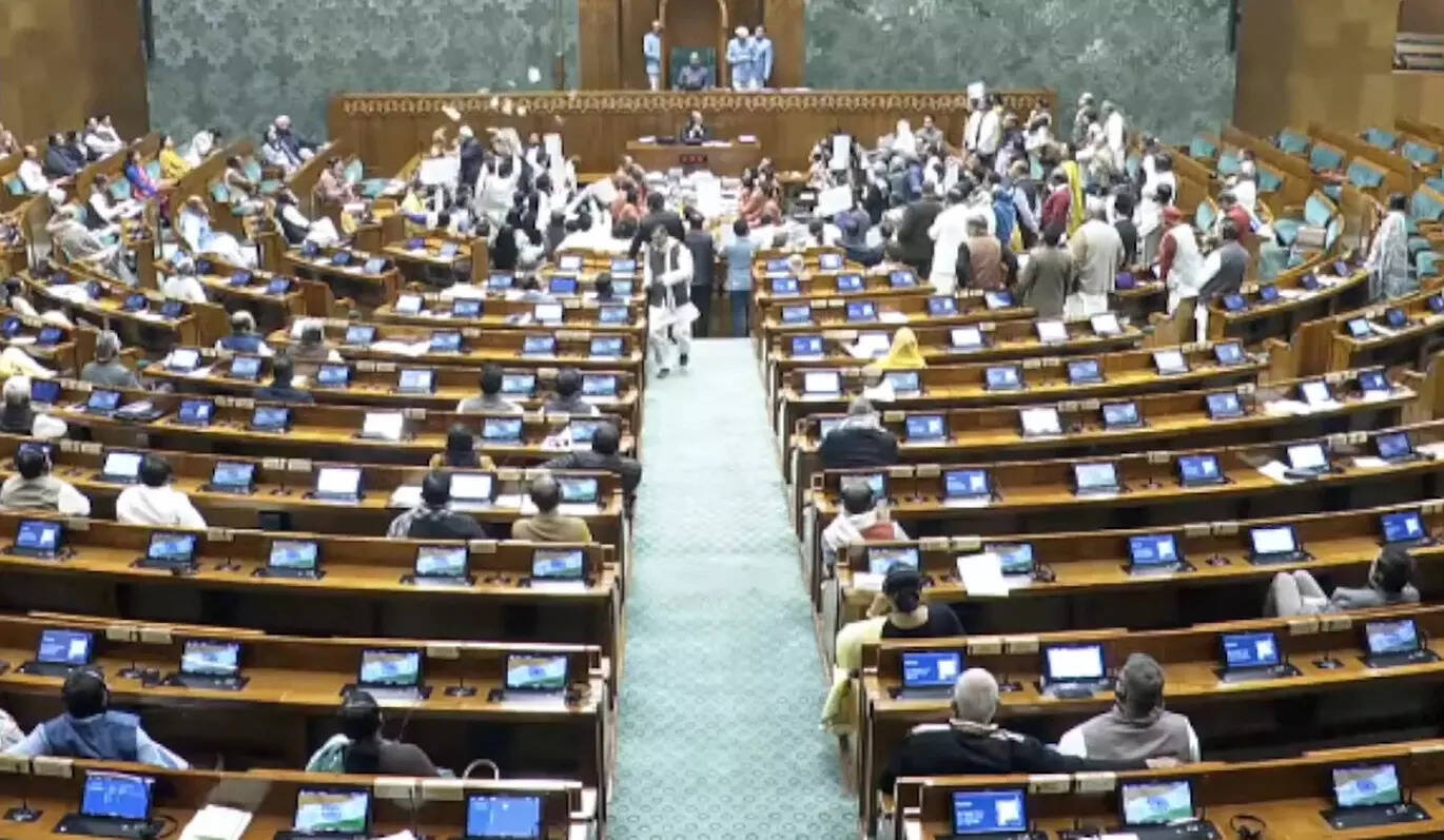 संसद में गरमाया माहौल, VB-जी राम जी बिल हुआ पास